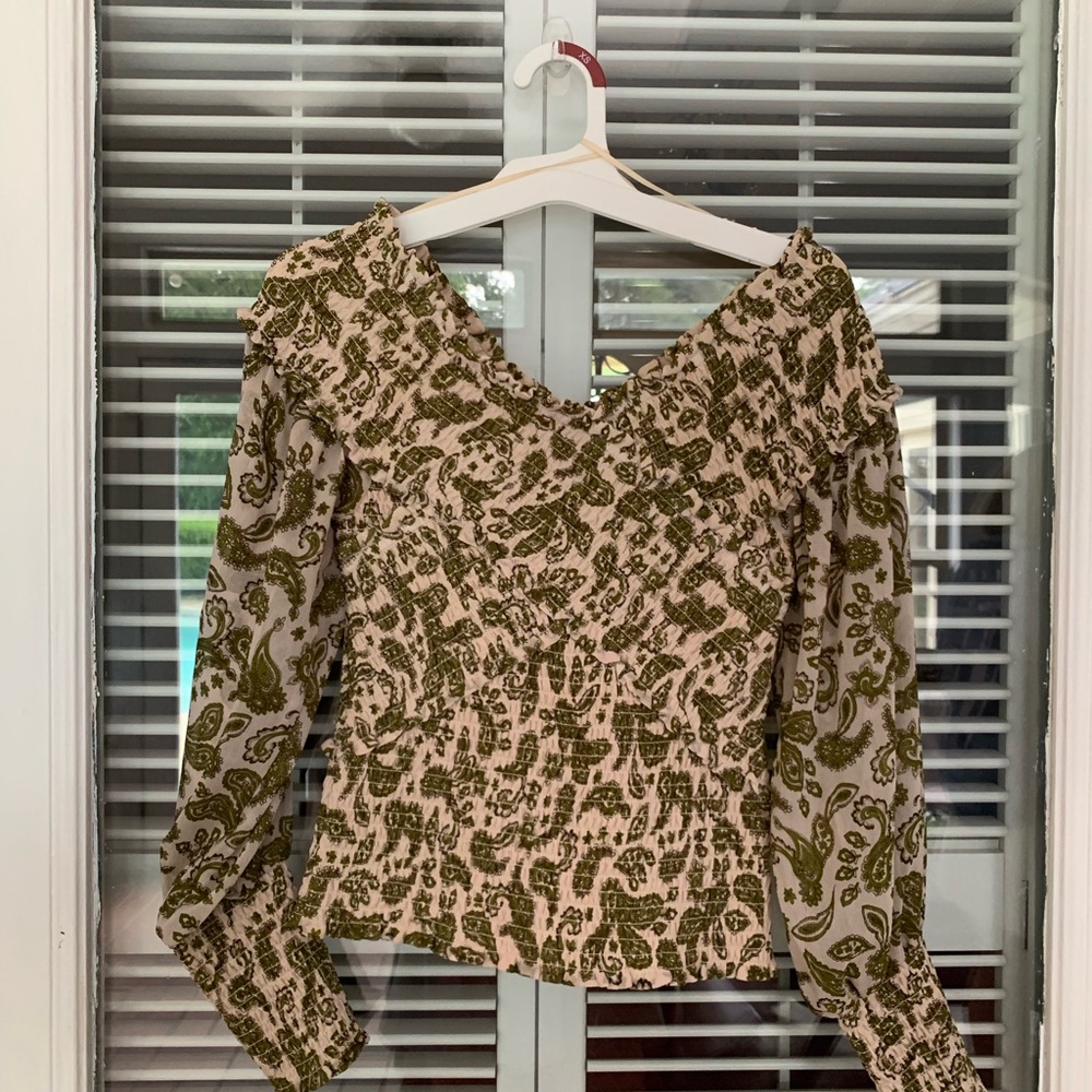 BB Dakota by Steve Madden Olive Patterned Blouse